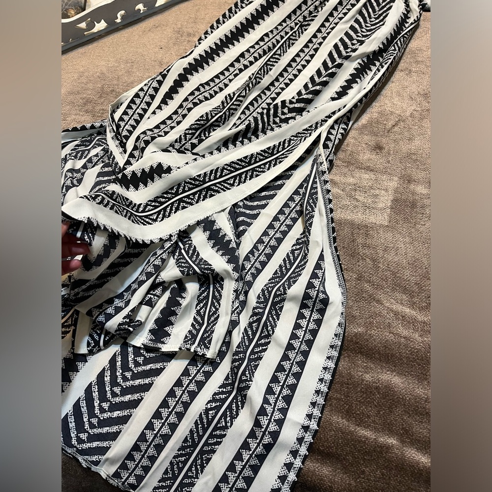 SHEIN Black & White Print / Patterned Dress - Size Small - Picture 2 of 5